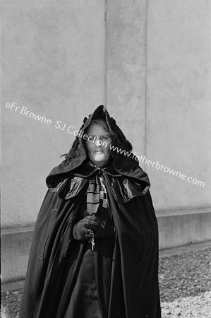 HOODED CLOAK ( MRS MURNANE LISANISKY  UPTON  AT KNOCKAVILLA CHURCH)